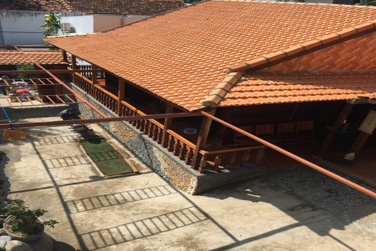 BÁN NHÀ GỖ VĨNH HÒA, NHA TRANG