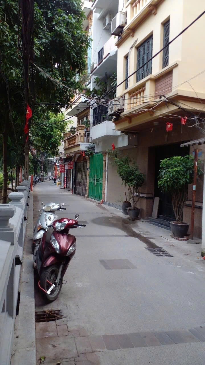 Chính chủ cần bán nhà ngõ 158 Ngọc Hà, Ba Đình - View Hồ, Giá Tốt