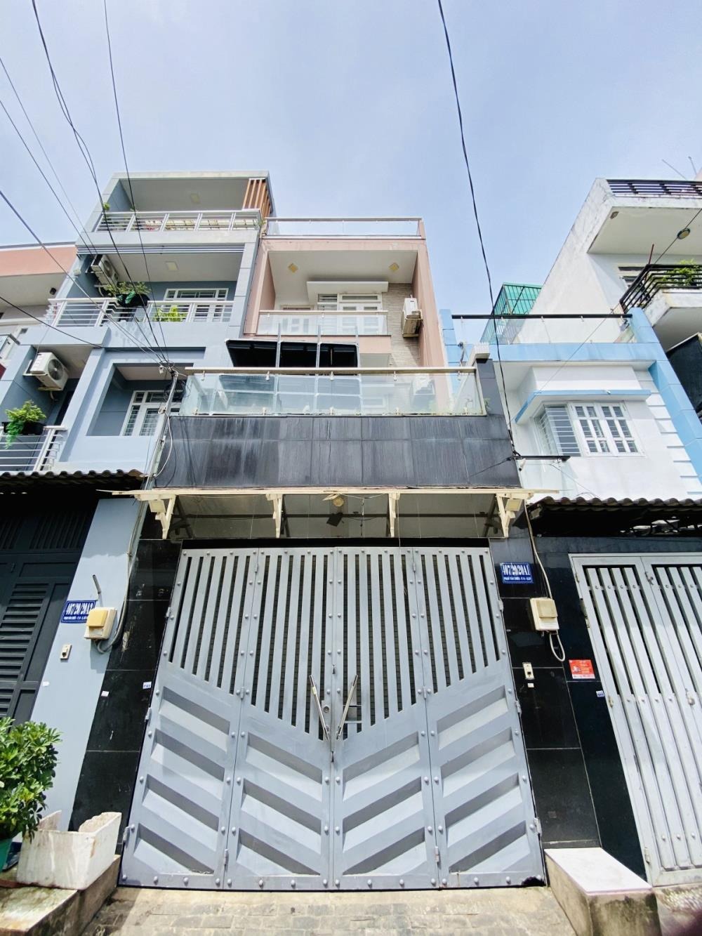 Nhà Hẻm Xe Tải Gò Vấp - 6.38 Tỷ - 4PN, 60m2 - Pháp Lý Chiếu Chứng