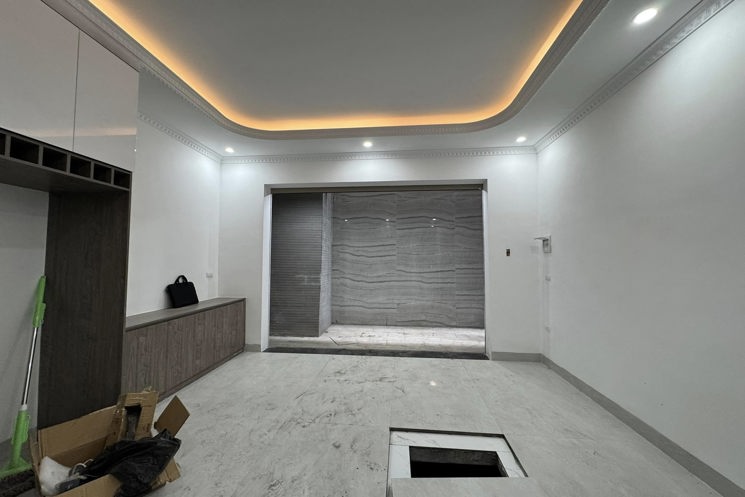 TRƯỜNG TRINH 31M 7 TẦNG 9.95 TỶ SÁT PHỐ KINH DOANH 0986073333