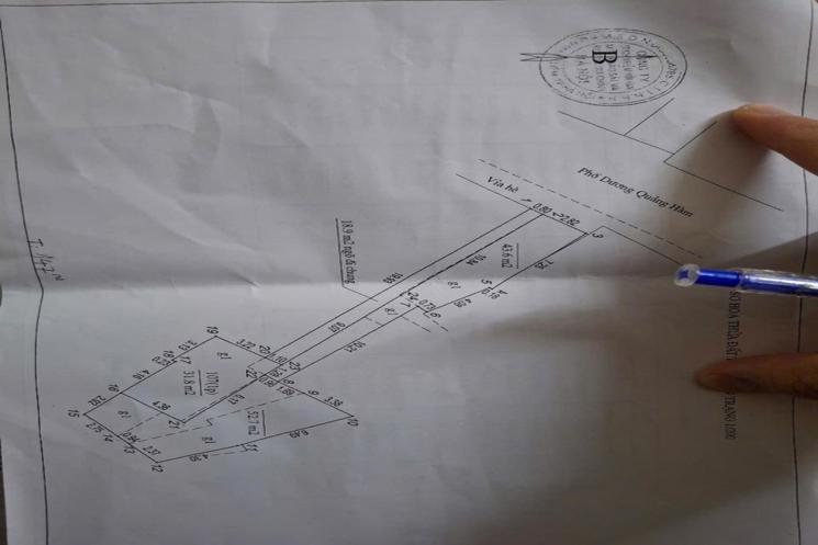 NHÀ MẶT PHỐ GIÁ RẺ BẤT NGỜ - Ô TÔ ĐỖ CỬA- SIÊU HIẾM- KHÁCH XEM LÀ CHỐT_NHÀ CẤP 4-32M-6,5 TỶ
