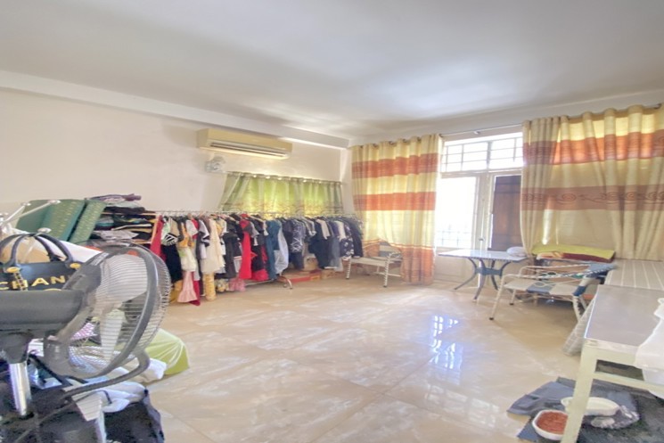 ♥ Mặt Tiền Lê Độ, 40m2, 4 tầng Kinh Doanh cực ngon 5.05 tỷ