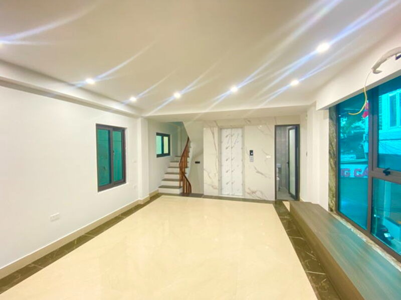 Nhà phố Khương Đình - 8m mặt tiền - 7 tầng thang máy - 12.6 tỷ