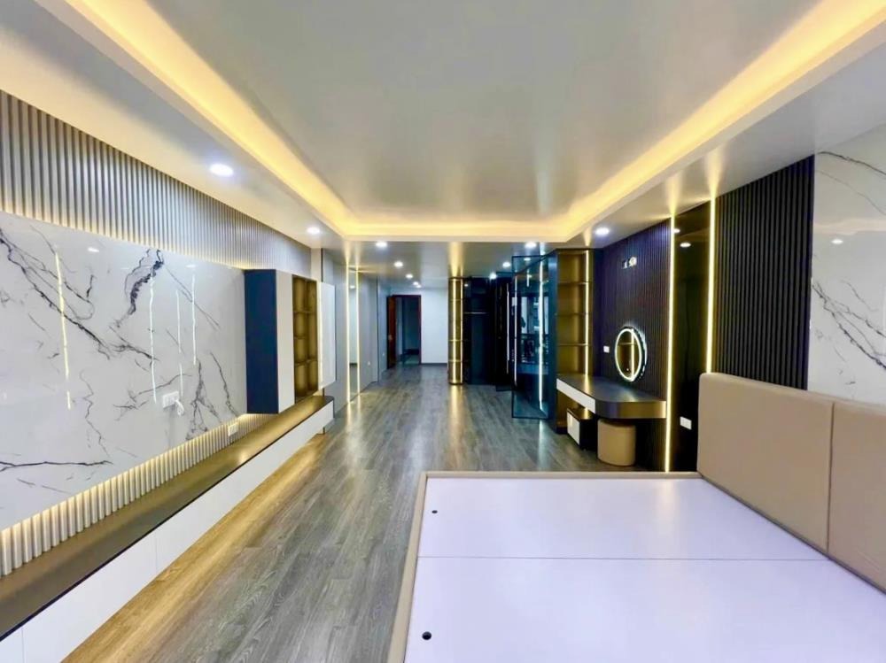 Siêu phẩm Biệt Thự Mini 7 Tầng, Gara Ô Tô - Quận Hoàng Mai