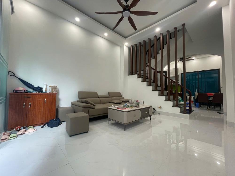Bán nhà riêng đẹp Trương Định, Hoàng Mai: 4 Tầng, 4PN, 10m Ô Tô, Giá 8.65 Tỷ