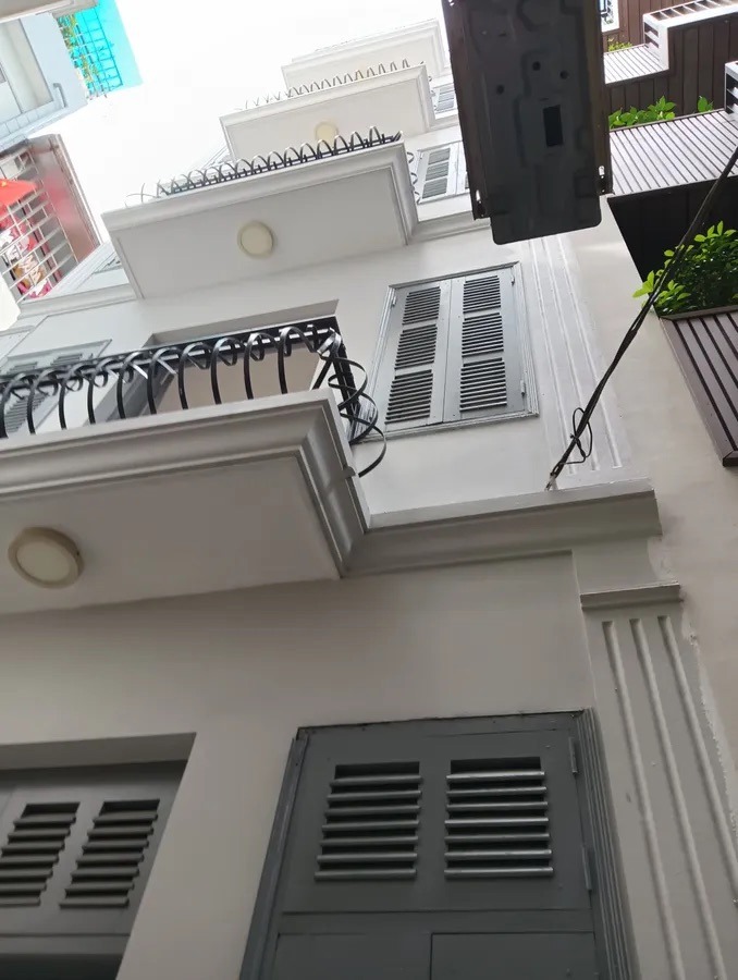 Siêu phẩm Minh Khai - 37m2 x 5 tầng - Lô Góc - Giá Nhỉnh 7 tỷ
