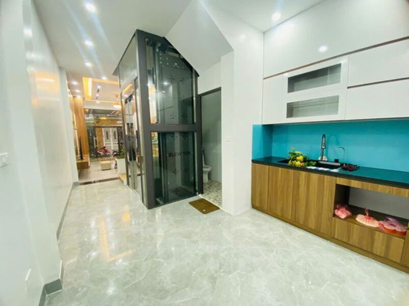 Nhà riêng Hoàng Mai 5PN, 4 Tầng, Thang Máy, 64m2, Ngõ Thông Thoáng - Giá 11.8 Tỷ