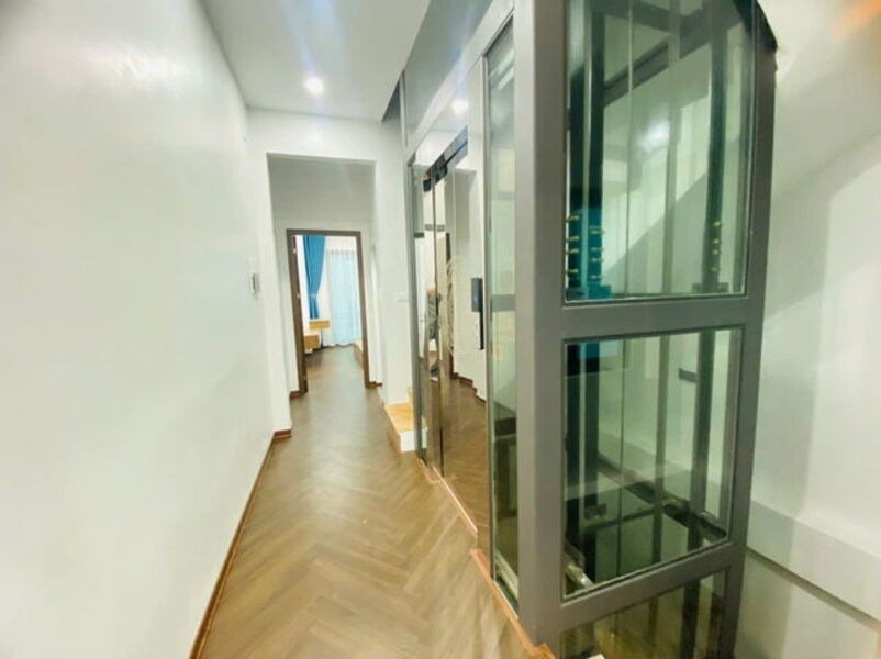Nhà riêng Hoàng Mai 5PN, 4 Tầng, Thang Máy, 64m2, Ngõ Thông Thoáng - Giá 11.8 Tỷ