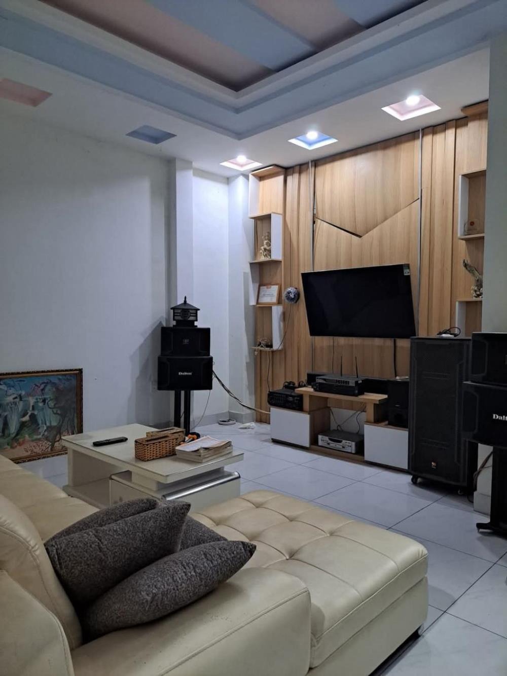Bán nhà góc 2 mặt tiền Tân Bình 72m2, 1 trệt 1 lầu, giá 15.5 tỷ