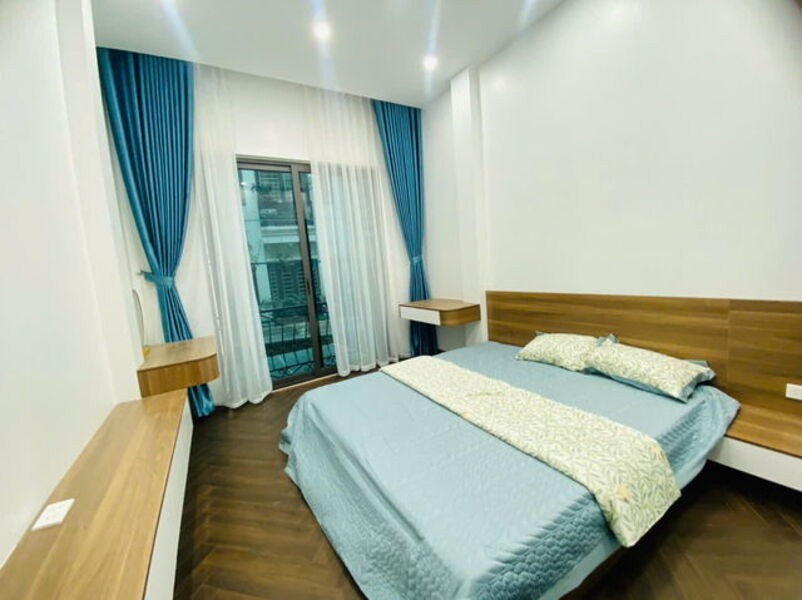 Nhà riêng Hoàng Mai 5PN, 4 Tầng, Thang Máy, 64m2, Ngõ Thông Thoáng - Giá 11.8 Tỷ