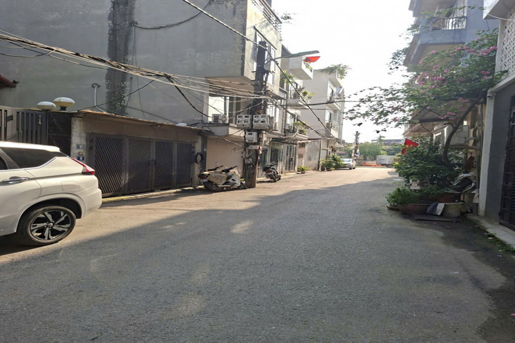 BÁN ĐẤT NGÕ 201 THỤY PHƯƠNG-Ô TÔ TRÁNH.HỒ ĐIỀU HÒA.DT 52M2.GIÁ 140 TRIỆU/M2