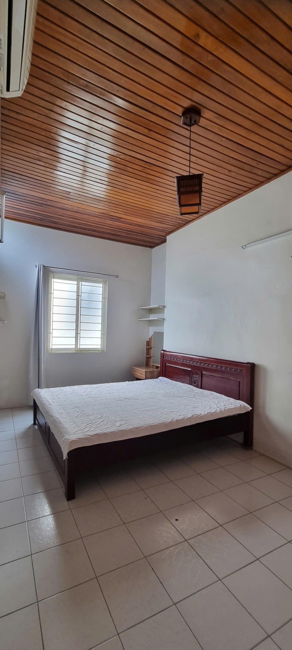 Cho Thuê Căn Hộ Biệt Thự 150m² Đội Cấn - Full Đồ, Giá Tốt