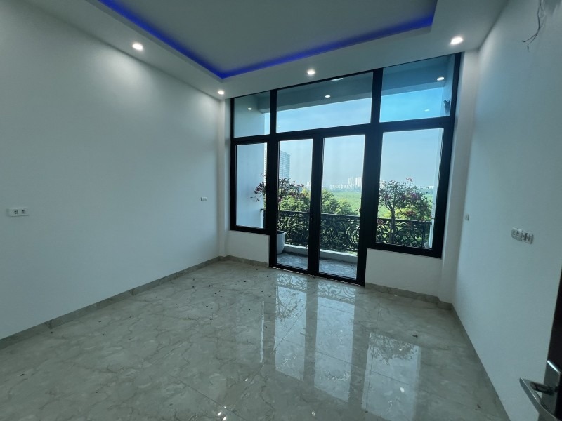 Bán Nhà Mậu Lương, Hà Đông: 60m2, 4 Tầng, Giá 13.7 Tỷ - Vị Trí Đắc Địa
