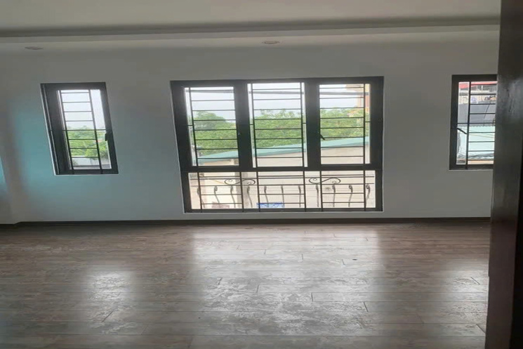 Bán nhà Thượng Mạo, Phú Lương 35x5 tầng, nhà mới đẹp, LÔ GÓC, về ở ngay 5.4 tỷ