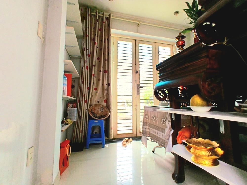 Bán Nhà Góc 2 Mặt Tiền Lê Văn Sỹ, Quận 3 - 47m² - 12.3 Tỷ - Vị Trí Đắc Địa