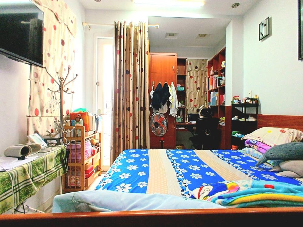 Bán Nhà Góc 2 Mặt Tiền Lê Văn Sỹ, Quận 3 - 47m² - 12.3 Tỷ - Vị Trí Đắc Địa