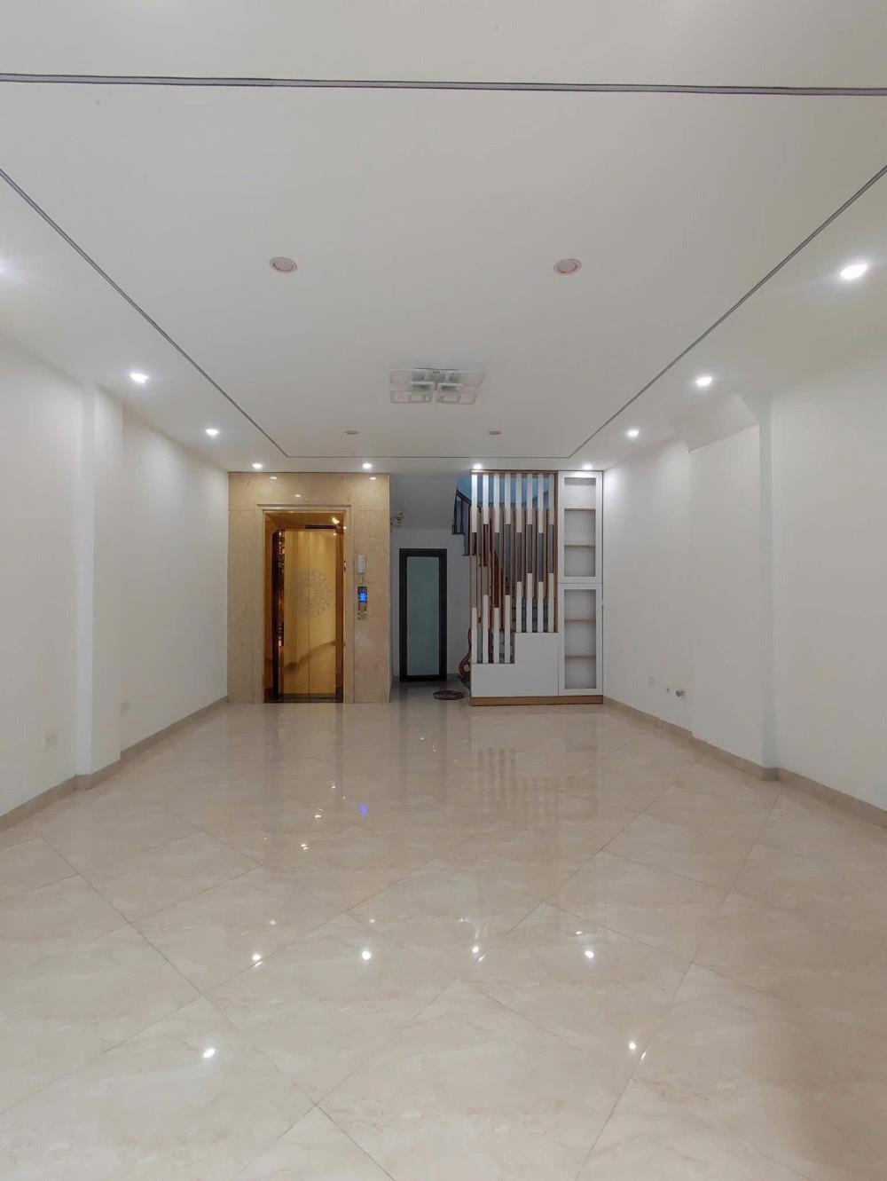Bán nhà trần đại nghĩa 43m² 5 tầng, mặt tiền 5.6m, thang máy ô tô - 11.9 tỷ