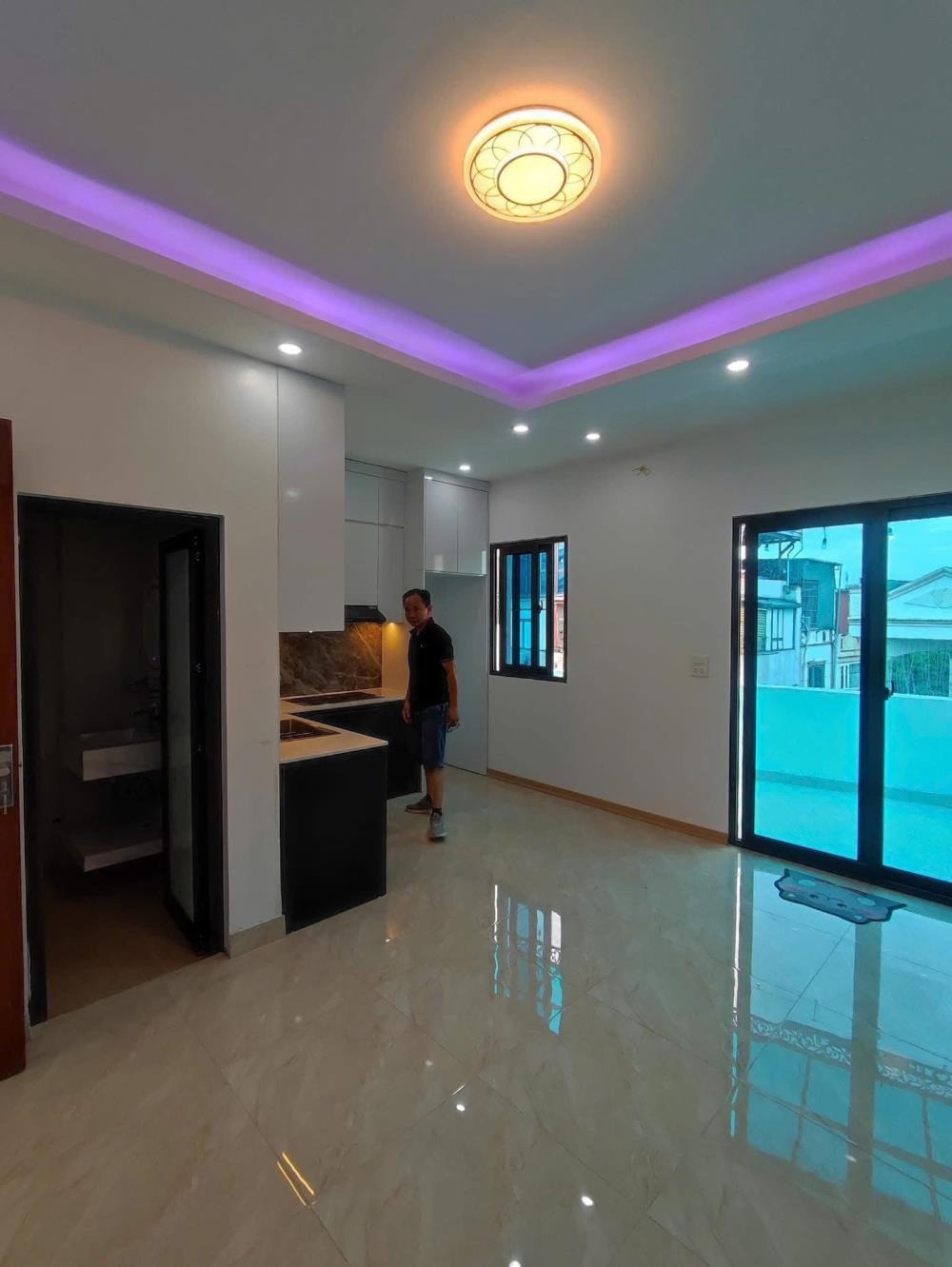 Bán nhà trần đại nghĩa 43m² 5 tầng, mặt tiền 5.6m, thang máy ô tô - 11.9 tỷ