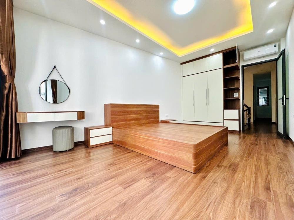 Bán nhà Minh Khai, Hai Bà Trưng: Đẹp Full Nội Thất, Giá 8.1 tỷ