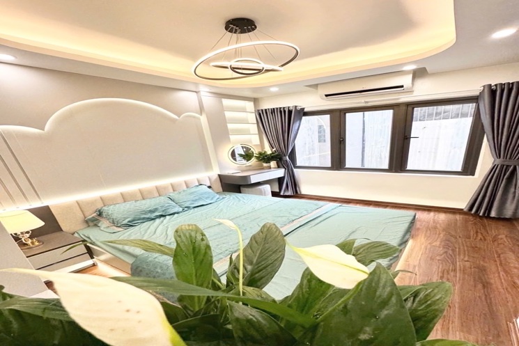 KIM MÃ-DT 30M 5 TẦNG 3 NGỦ  GIÁ 6,880 TỶ-NỘI THẤT ĐẸP MỚI