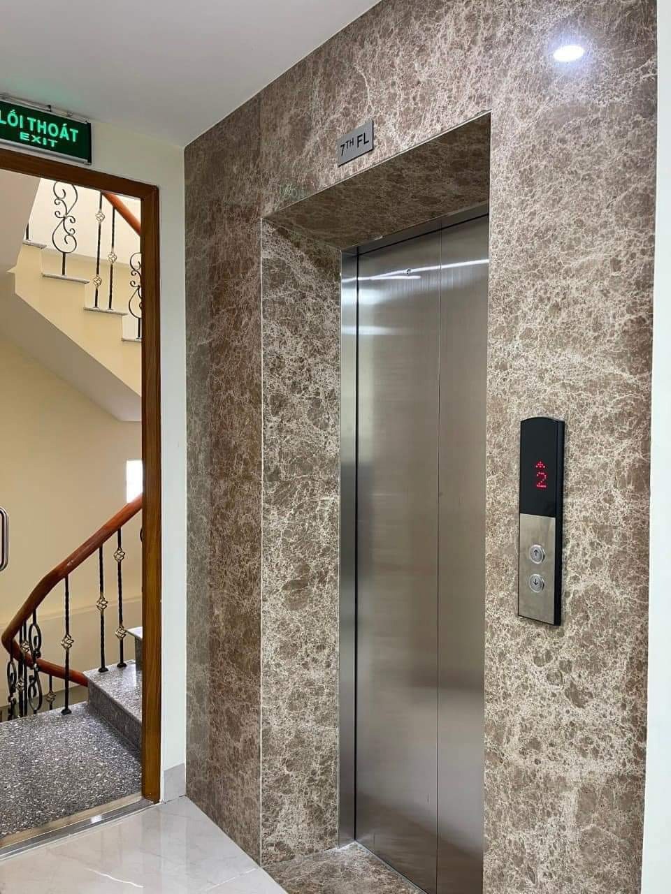 Bán Tòa Nhà 7 Tầng Thang Máy, Mặt Ngõ Ô Tô, Liễu Giai, Ba Đình - 56 Tỷ