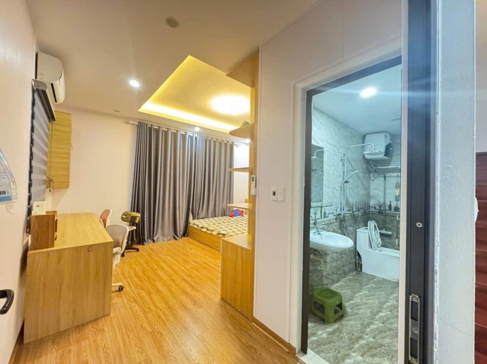 Siêu phẩm Nhà Trung Văn - 4 Tầng, Full Nội Thất, 40m2, Mặt Phố, Oto Đỗ