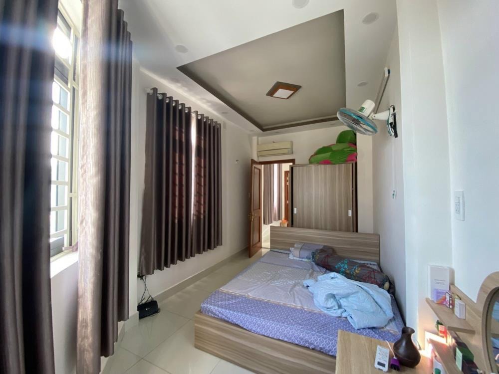 Bán Nhà Gò Vấp 4 Tầng, Xe Hơi Đậu Trong Nhà - 7.8 Tỷ TL