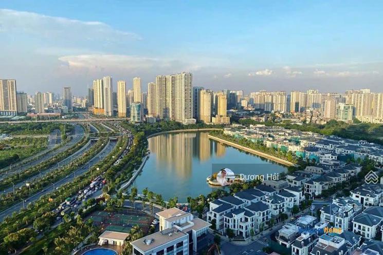 Bán nhà PL Hoàng Quốc Việt - Gần KĐT Starlake - DT 102m - MT 8m - Ô Tô Vỉa Hè KDVP