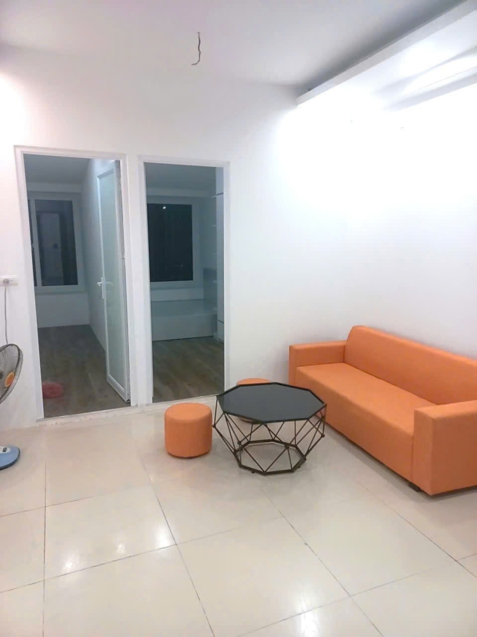 Bán Căn Hộ Tập Thể Mặt Phố Phương Liệt, Thanh Xuân - Ô Tô Đỗ Cửa, Giá 2.98 Tỷ