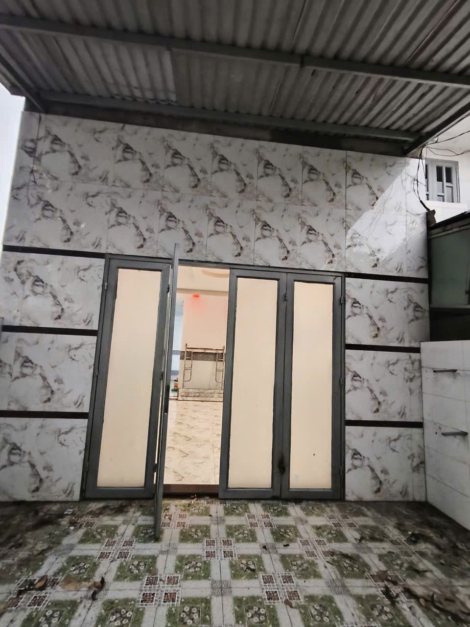 Nhà Cấp 4 Sổ Riêng Hóc Môn - Giá 889TR - Chính Chủ Gấp