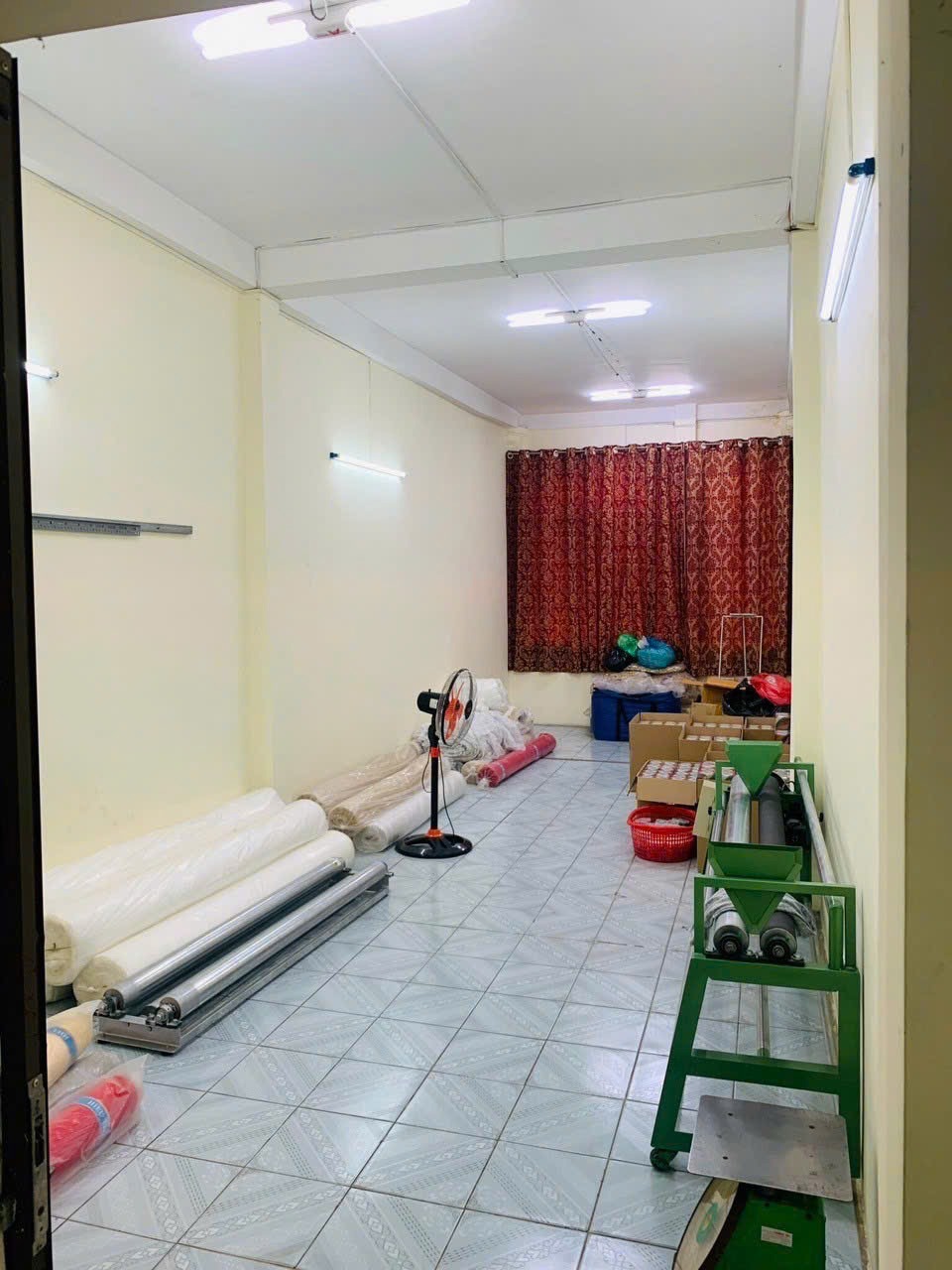 Bán Nhà Mặt Tiền Tân Bình 62m², 4 Tầng - Kinh Doanh Đa Ngành, Vị Trí Đắc Địa