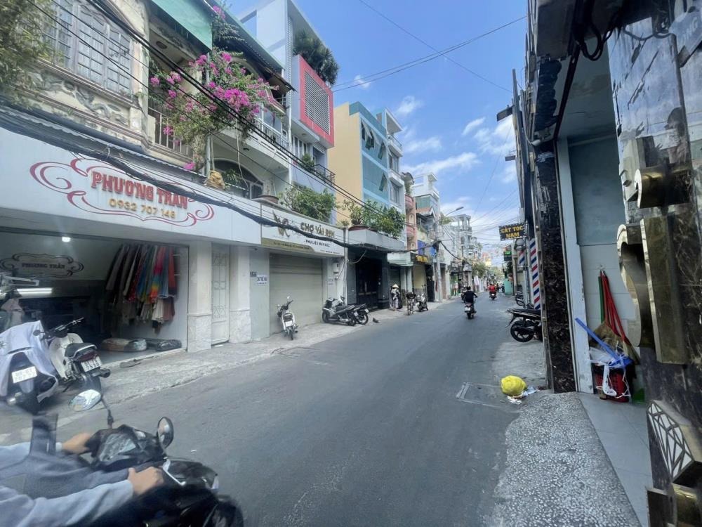 Bán Nhà Mặt Tiền Tân Bình 62m², 4 Tầng - Kinh Doanh Đa Ngành, Vị Trí Đắc Địa