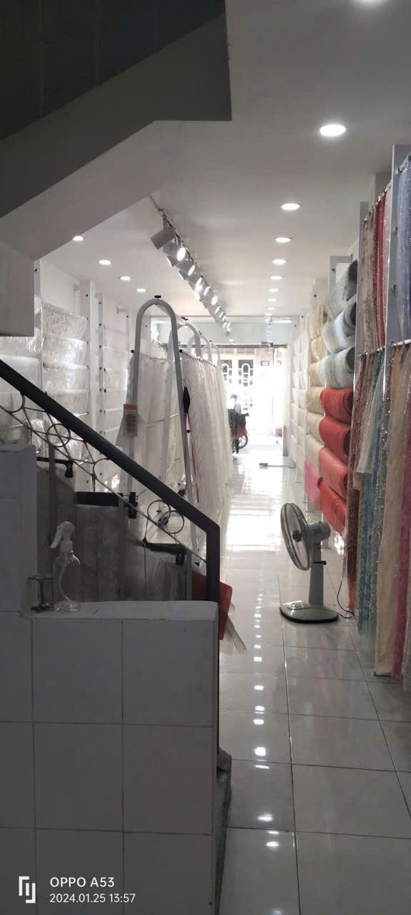 Bán Nhà Mặt Tiền Tân Bình 62m², 4 Tầng - Kinh Doanh Đa Ngành, Vị Trí Đắc Địa