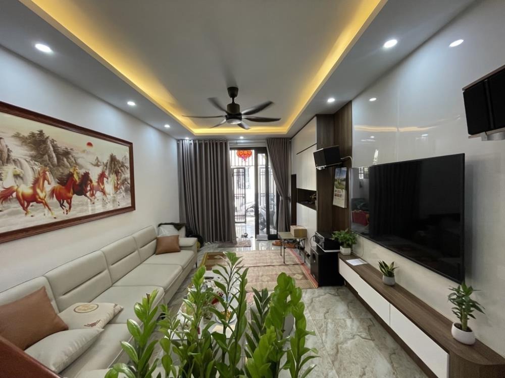 Bán nhà Đông La Hoài Đức - 59m2, 4 Tầng, Giá 6.2 Tỷ - Vị Trí Đẹp