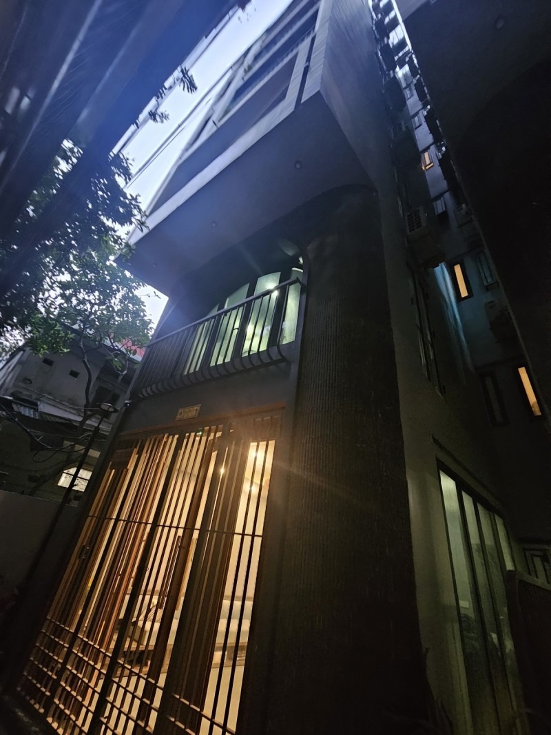 Bán Tòa Apartment 7 Tầng Xuân Diệu, Tây Hồ - Dòng Tiền Ổn Định, Vị Trí Đắc Địa