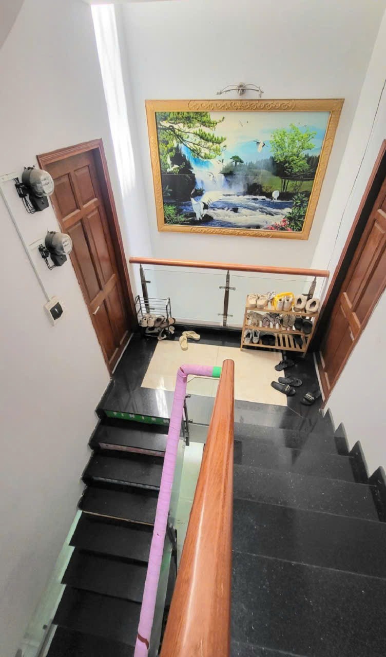 Bán Nhà 4 Tầng, HXH, 85m2, Phạm Văn Chiêu - Giá 7.3 Tỷ