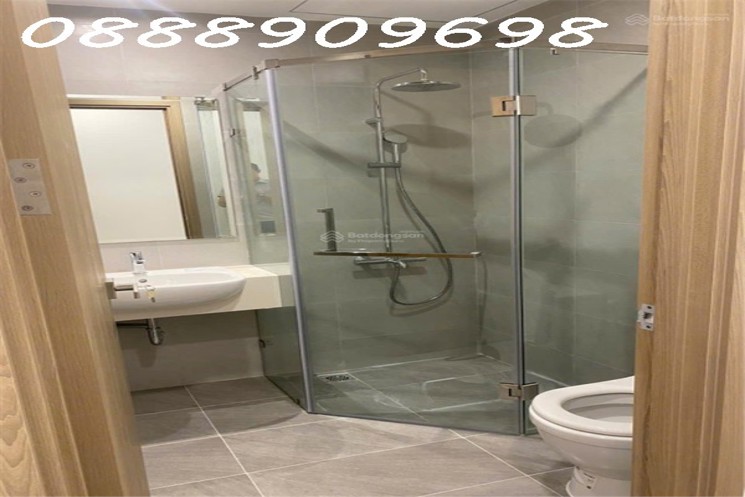 Chính chủ bán nhanh căn 70m2(2pn + 2wc) 3tỷ100. Tầng đẹp view thoáng. Đã có sổ. Hỗ trợ vay Bank