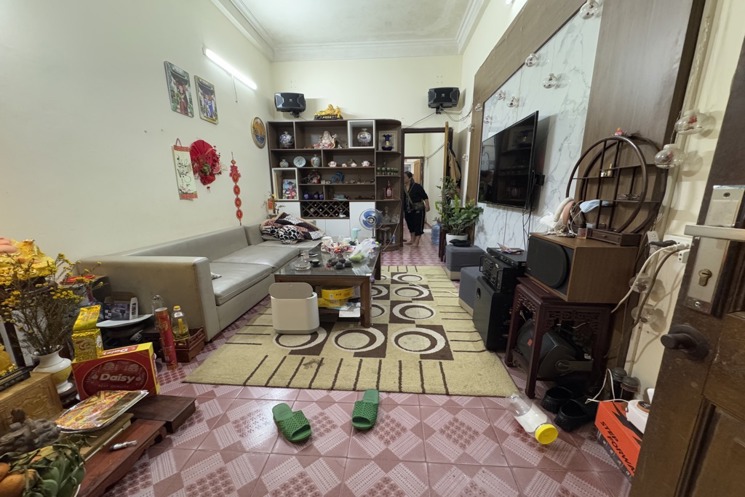 Anh Tuấn cần tiền đầu tư kinh doanh sang nhượng lại căn nhà 59m 4 tầng nhỉnh 13 tỷ