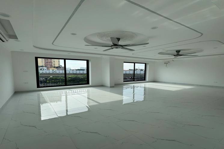 CỰC PHẨM NHÀ MẶT PHỐ QUANG TRUNG HÀ ĐÔNG  - LÔ GÓC - VỈA HÈ 7M - KINH DOANH SẦM UẤT - 5 Ô TÔ TRÁNH
