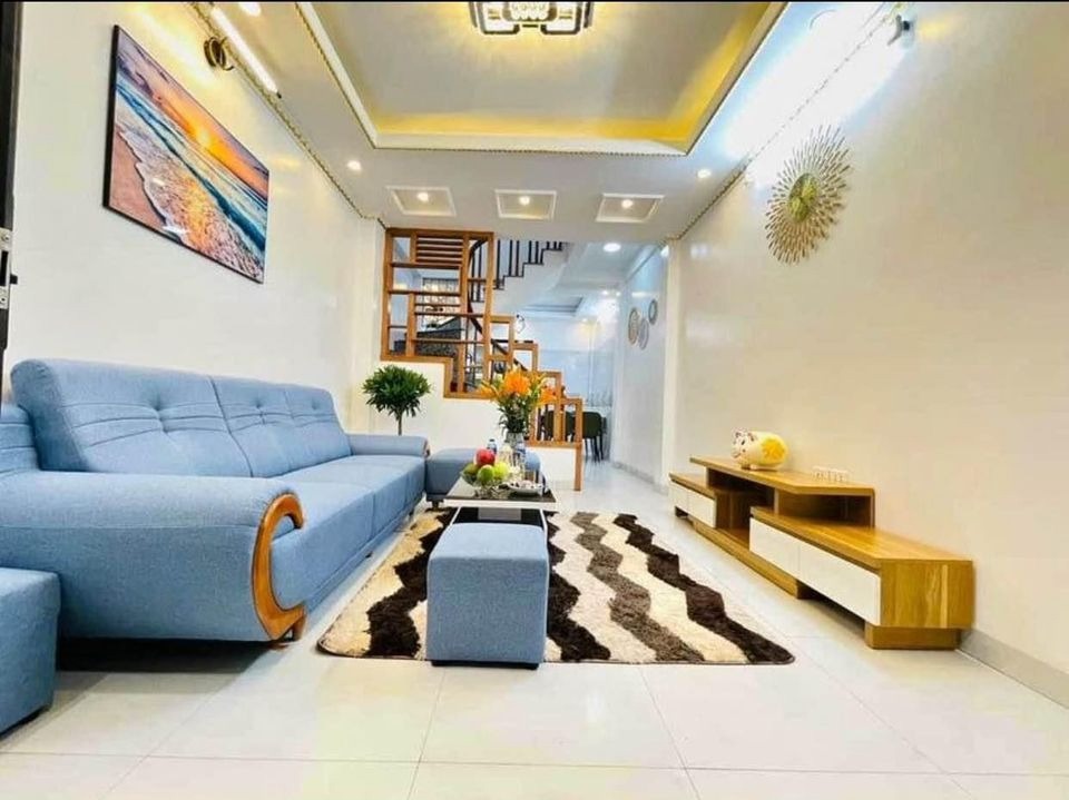 Bán nhà ngõ Văn Cao, Ba Đình - 22m2, 5 Tầng, Giá 6.39 Tỷ