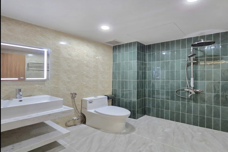Villa 4 tầng sát biển Phạm Văn Đồng . Dòng tiền 50tr/tháng