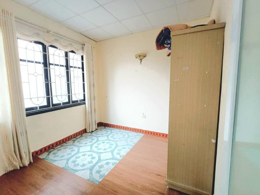 Cầu Giấy - 36m2 - Mặt tiền 10.5m - 3 Tầng - Lô Góc 2 Mặt Ngõ - VF3 Đỗ Cửa - 7.5 Tỷ