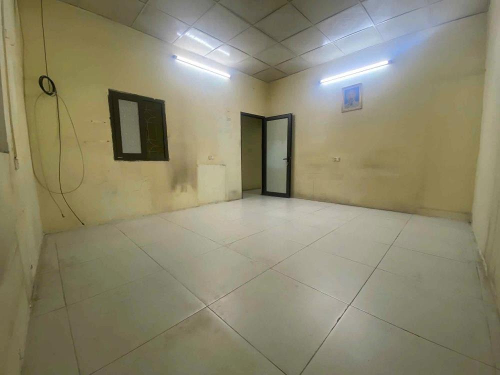 Cho Thuê Nhà Mặt Phố Đại La - 55m2 x 2 Tầng - Giá 25tr/Tháng