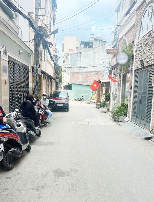 Nhà 4 Tầng, Hẻm Xe Hơi, Cộng Hòa, Tân Bình - 17 Tỷ Thương Lượng