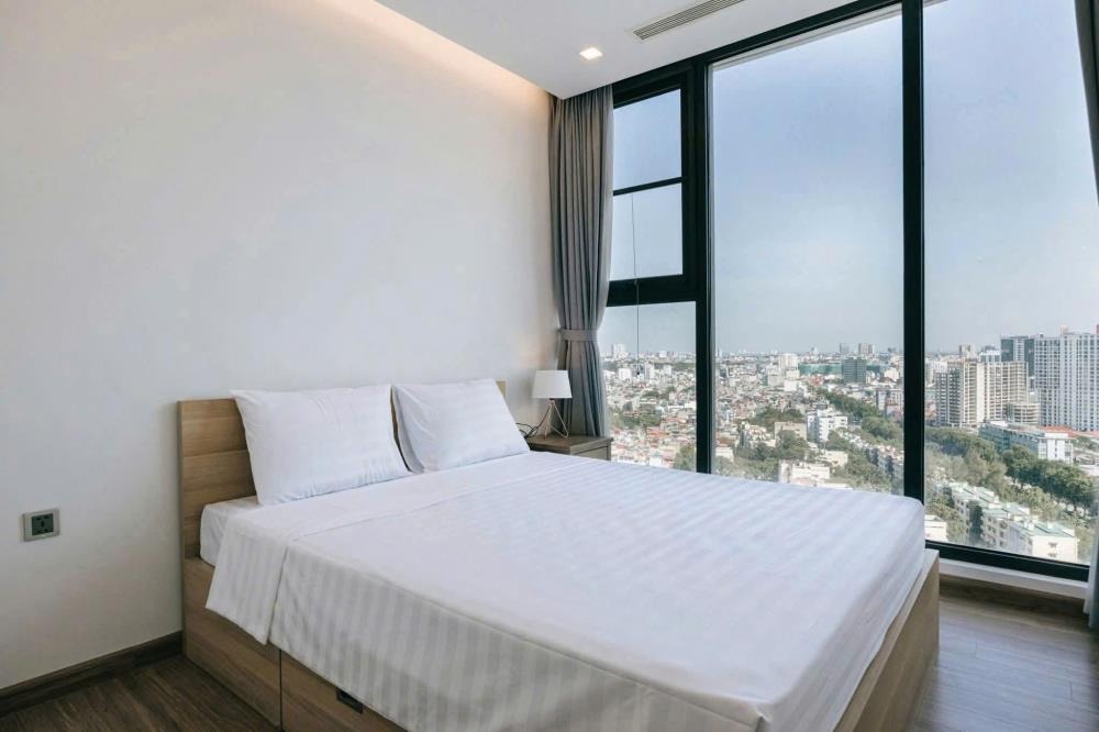Bán Căn Hộ Liễu Giai Tower 70m2 - 2PN, Full Nội Thất, Giá 6.6 Tỷ