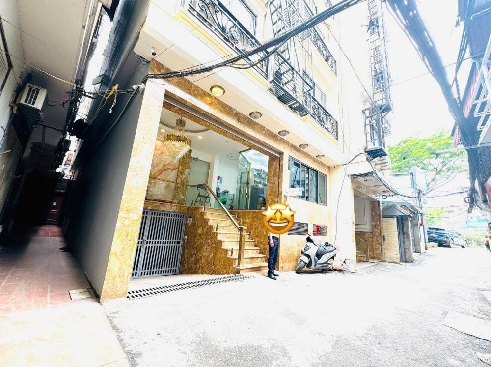 Bán tòa nhà Võ Chí Công - 180m2, 9 tầng, mặt tiền 8m, lô góc, 77 CHDV - 82 tỷ (TL)