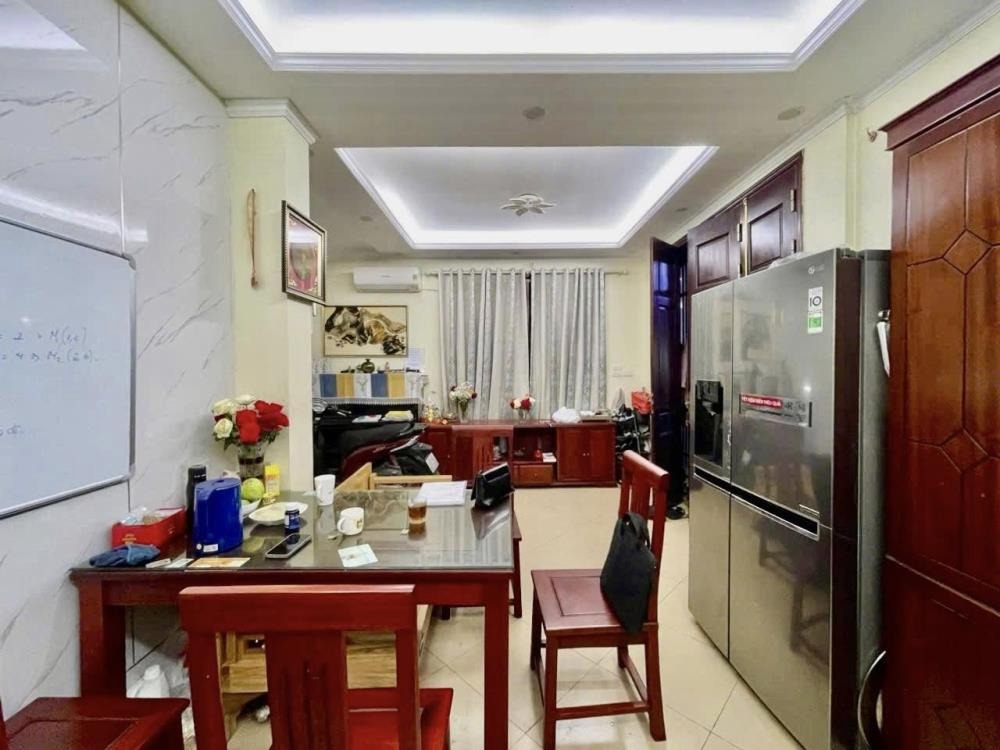 Bán nhà lô góc Minh Khai - Kinh doanh đỉnh cao, ô tô tránh - 17.5 tỷ