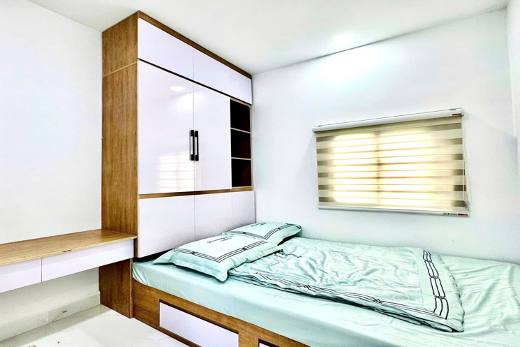 4Tỷ 680: Phường Tân Định Quận 1- Nở hậu 4.1m- Căn góc 2 Tầng 2 Phòng ngủ FULL nội thất. 0933910039
