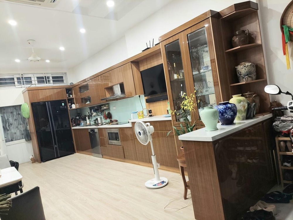 Nhà phố Quan Nhân - Thanh Xuân: Thiết Kế Hiện Đại, Ô Tô Đỗ Cửa, Giá 8.39 Tỷ