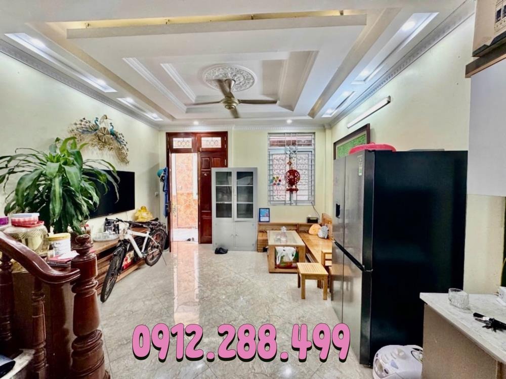 Bán nhà Minh Khai - Hòa Bình 7, 35m², 5 Tầng, 7.95 Tỷ - 40m Ra Ô Tô